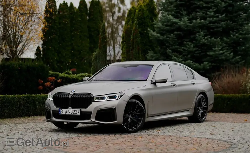 BMW Seria 7 750i xDrive