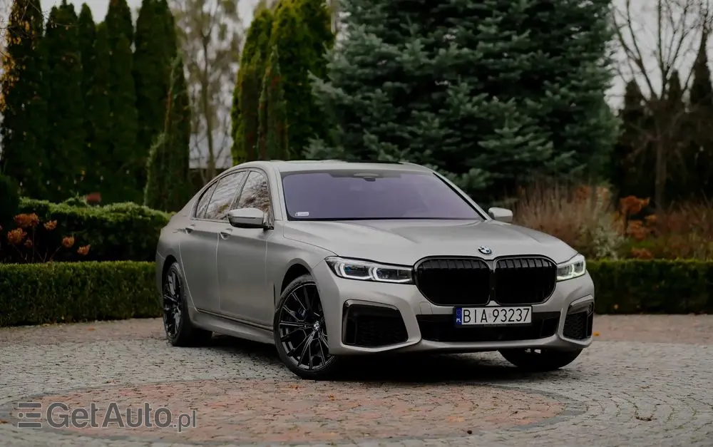 BMW Seria 7 750i xDrive
