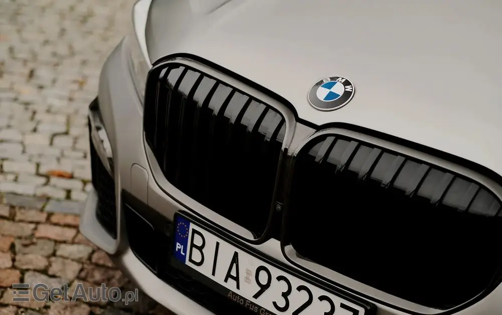 BMW Seria 7 750i xDrive