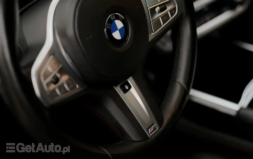 BMW Seria 7 750i xDrive