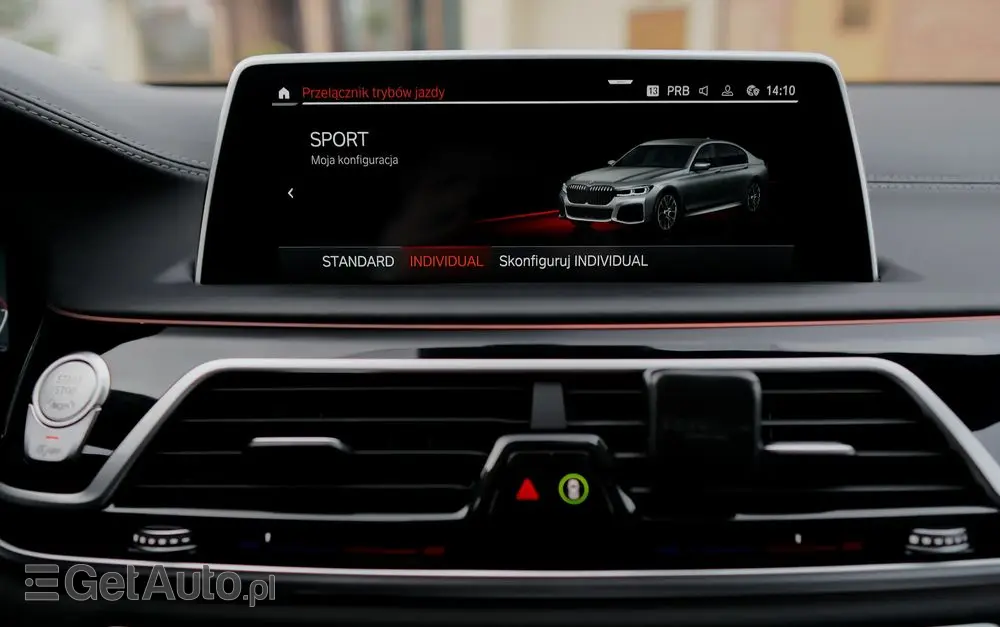 BMW Seria 7 750i xDrive