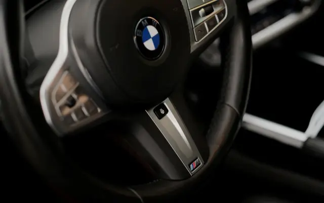 BMW Seria 7 750i xDrive