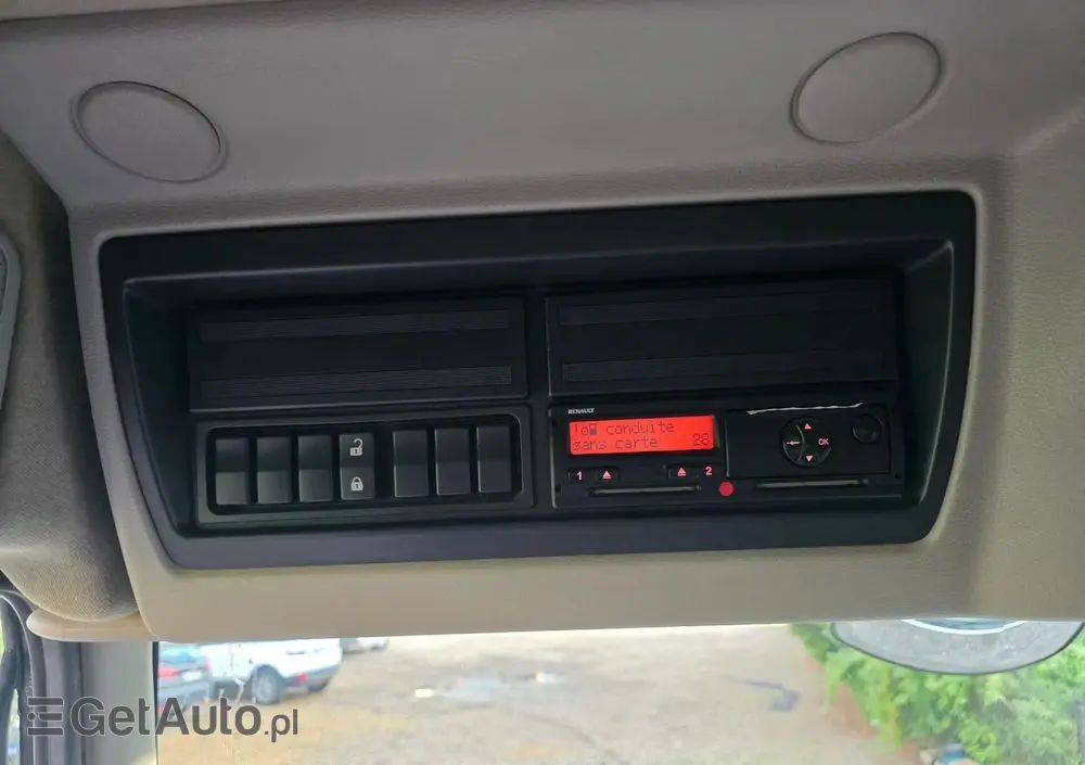 RENAULT Midlum 240 DXI 