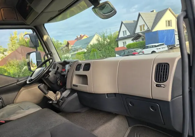 RENAULT Midlum 240 DXI 