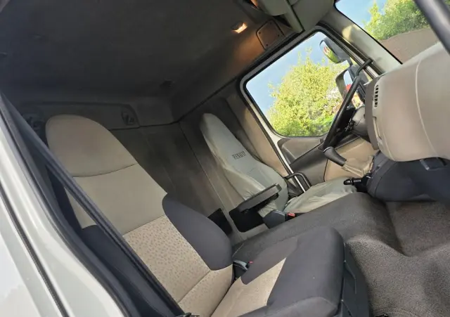 RENAULT Midlum 240 DXI 