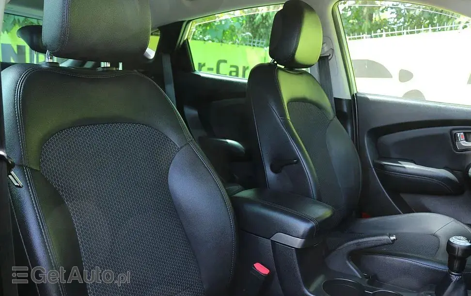 HYUNDAI Ix35 2.0 Premium 2WD