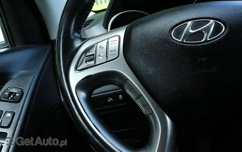 HYUNDAI Ix35 2.0 Premium 2WD