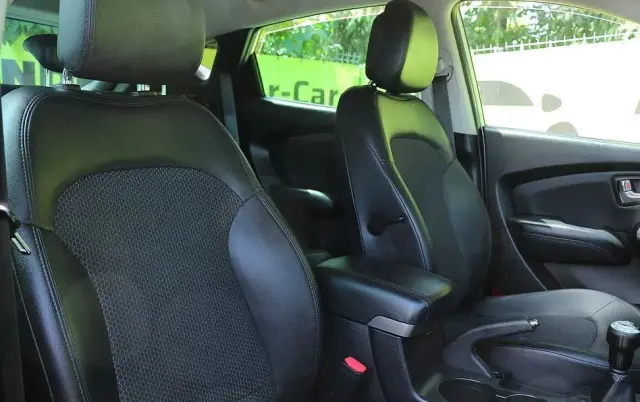 HYUNDAI Ix35 2.0 Premium 2WD