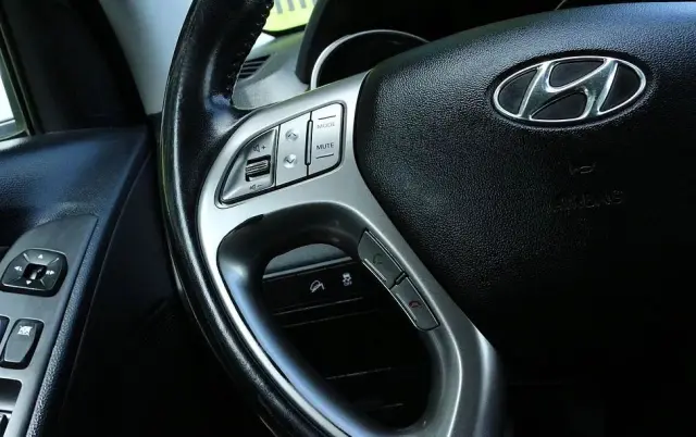 HYUNDAI Ix35 2.0 Premium 2WD