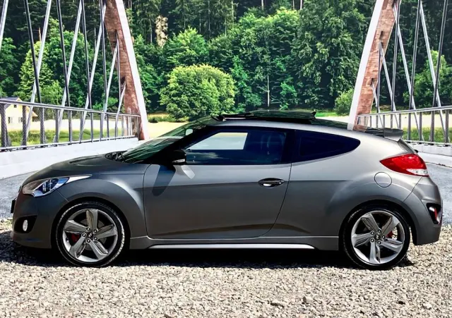 HYUNDAI Veloster 1.6 Turbo Matt Finish