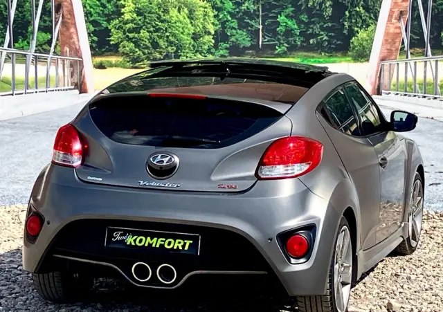 HYUNDAI Veloster 1.6 Turbo Matt Finish