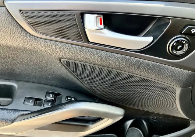 HYUNDAI Veloster 1.6 Turbo Matt Finish