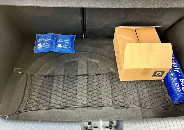 HYUNDAI Veloster 1.6 Turbo Matt Finish