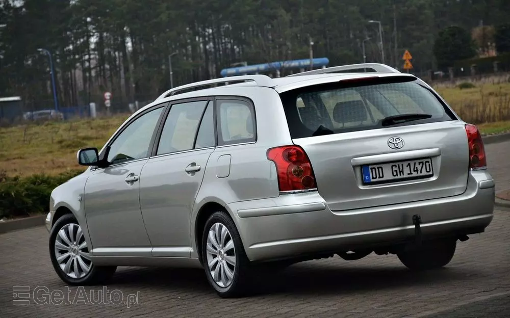 TOYOTA Avensis 