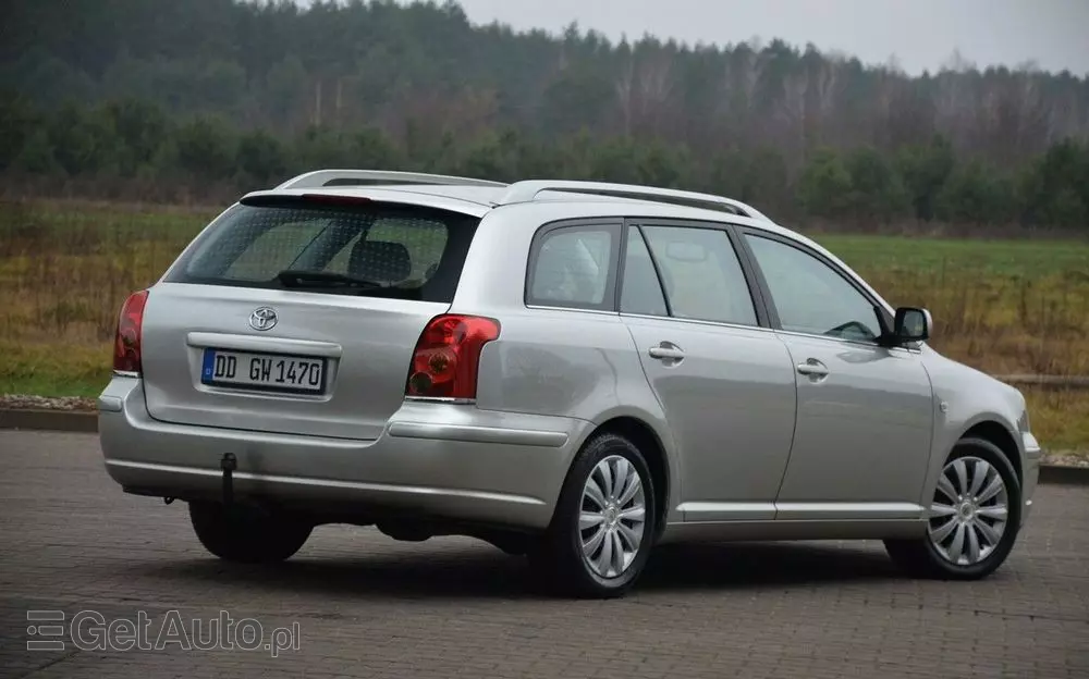 TOYOTA Avensis 
