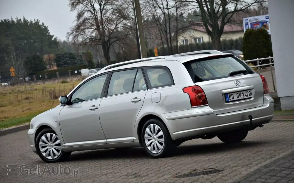 TOYOTA Avensis 