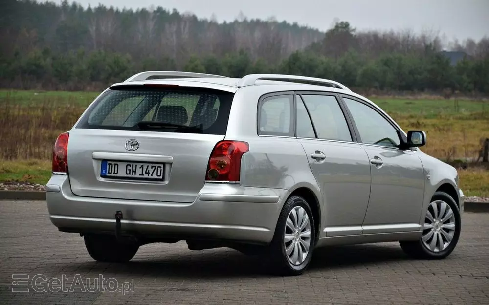 TOYOTA Avensis 