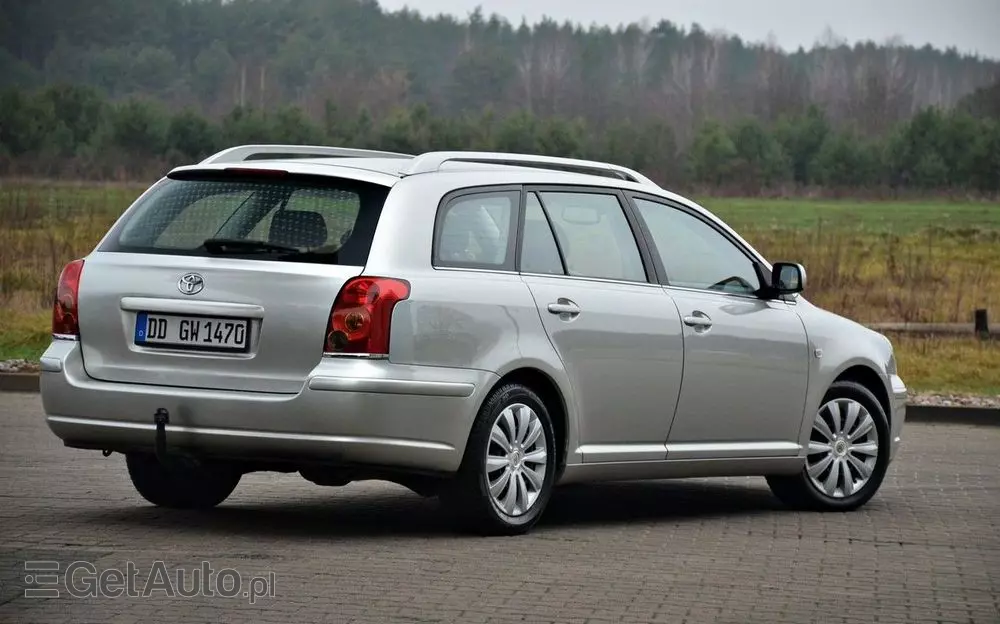TOYOTA Avensis 