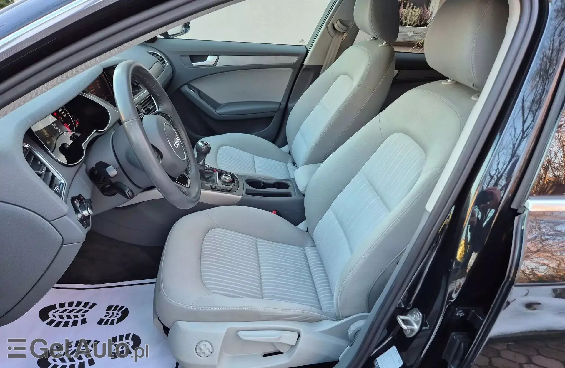 AUDI A4 
