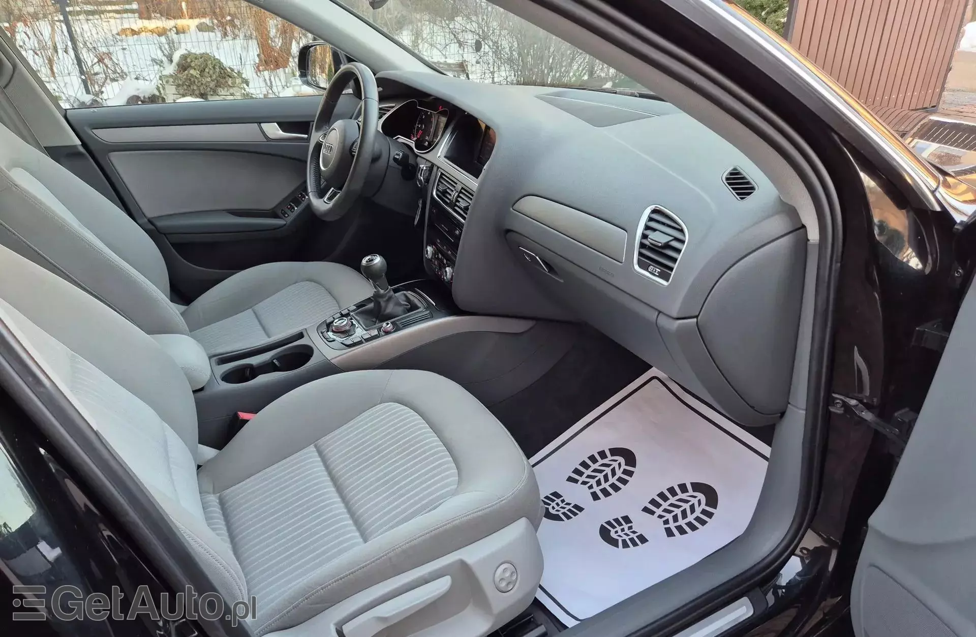 AUDI A4 
