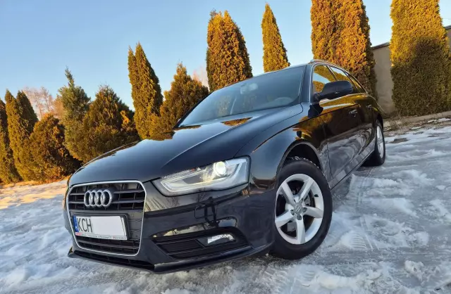 AUDI A4 