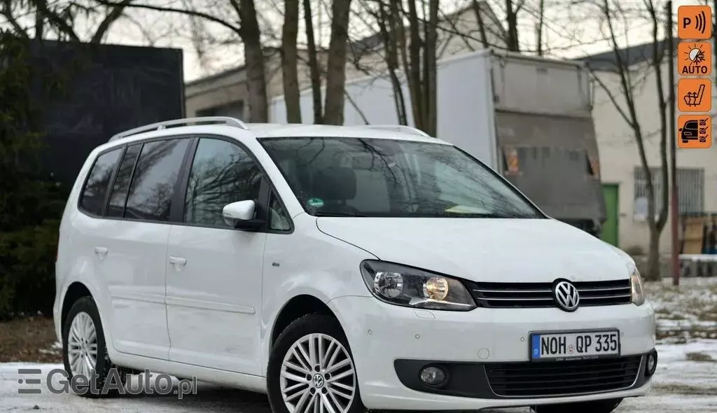 VOLKSWAGEN Touran 