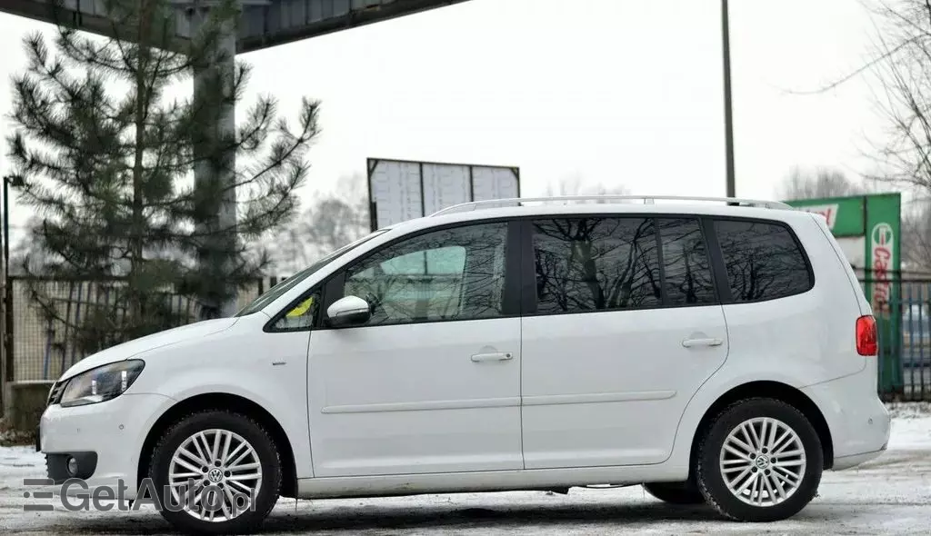 VOLKSWAGEN Touran 