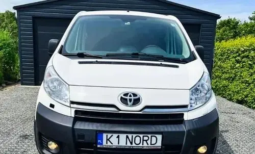 TOYOTA Proace 