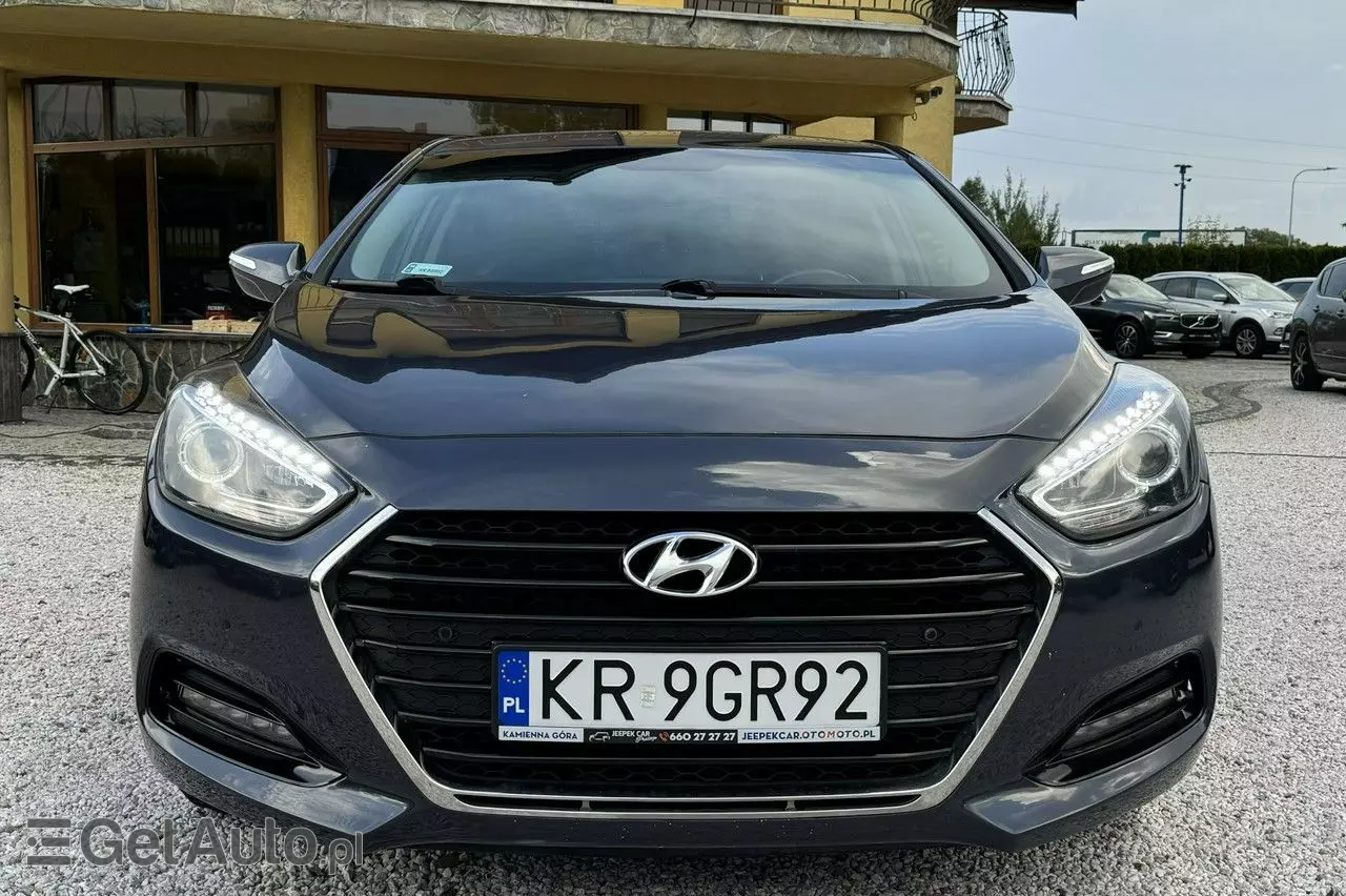 HYUNDAI I40 1.7 CRDi BlueDrive Comfort DCT