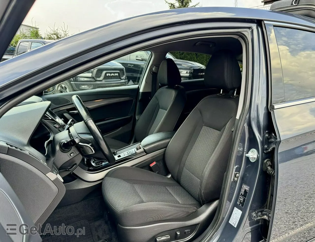 HYUNDAI I40 1.7 CRDi BlueDrive Comfort DCT