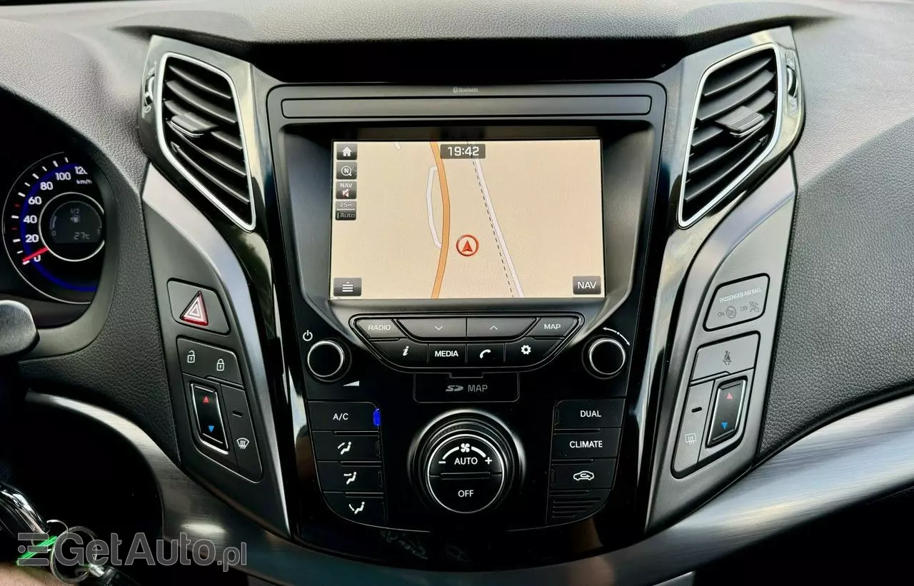 HYUNDAI I40 1.7 CRDi BlueDrive Comfort DCT