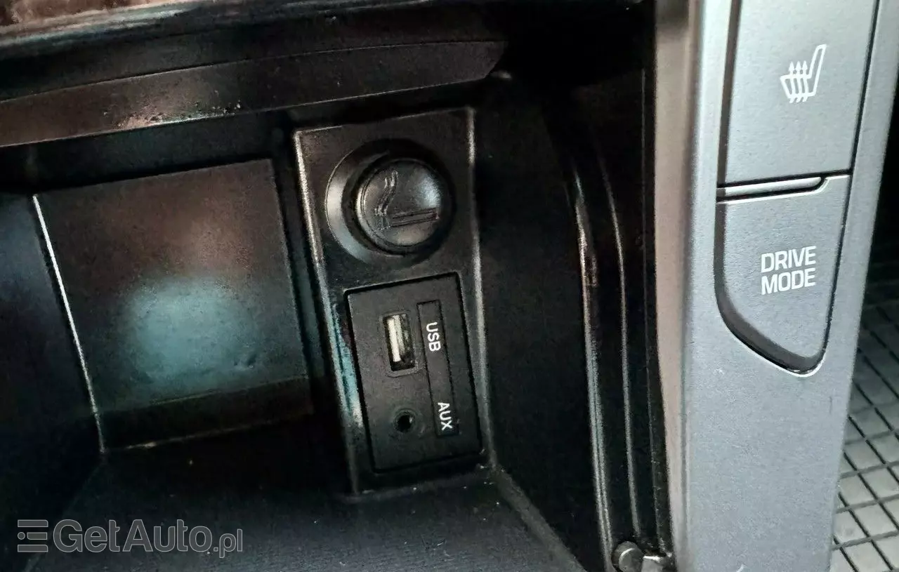 HYUNDAI I40 1.7 CRDi BlueDrive Comfort DCT