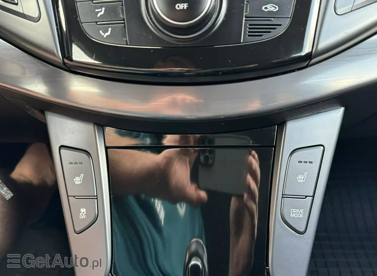 HYUNDAI I40 1.7 CRDi BlueDrive Comfort DCT