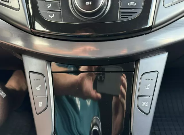 HYUNDAI I40 1.7 CRDi BlueDrive Comfort DCT