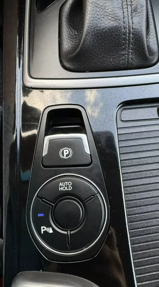 HYUNDAI I40 1.7 CRDi BlueDrive Comfort DCT