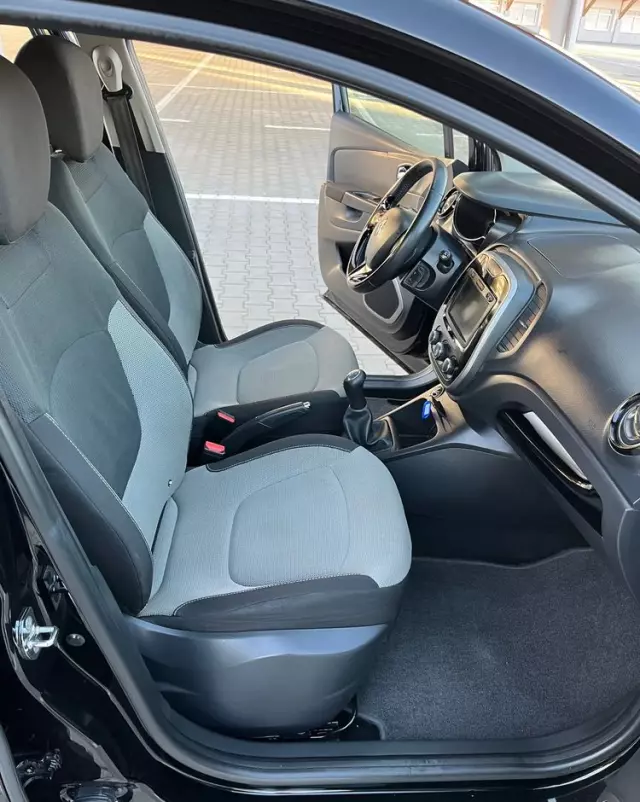RENAULT Captur 1.5 dCi Energy Intens