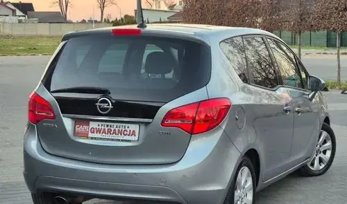 OPEL Meriva 