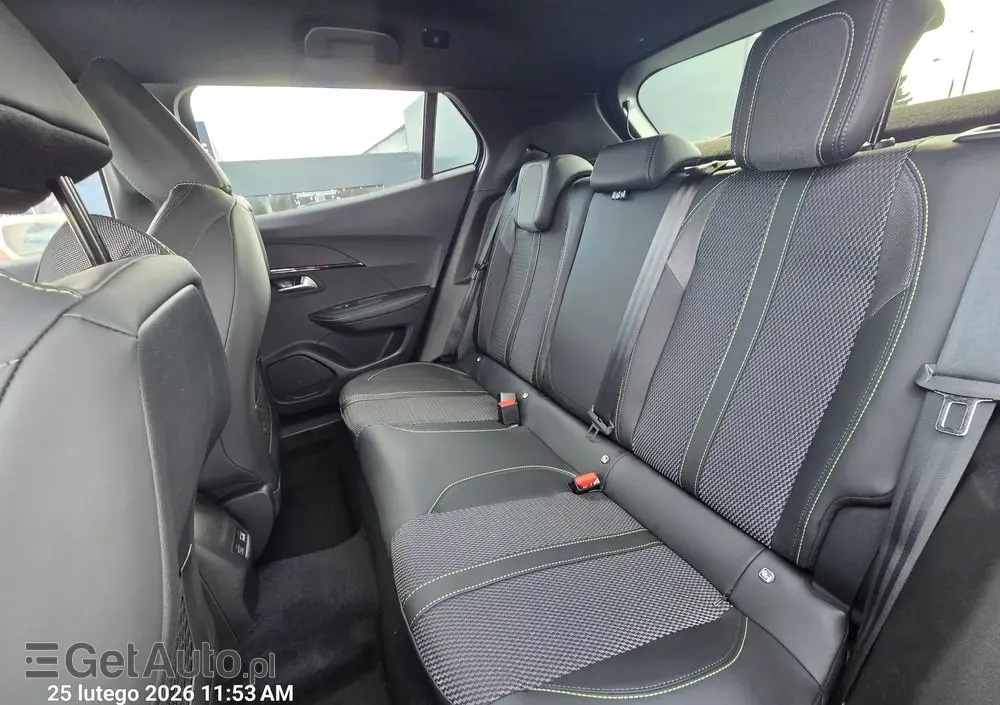 PEUGEOT 2008 PureTech mHEV GT e-DCS6