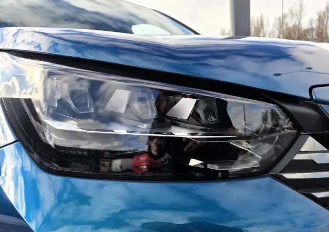 PEUGEOT 2008 PureTech mHEV GT e-DCS6