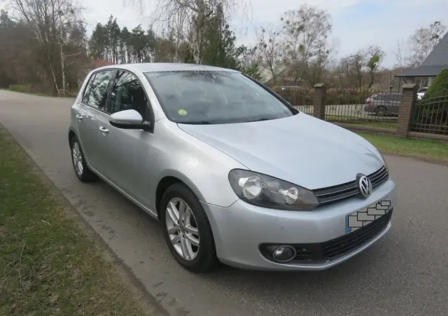 VOLKSWAGEN Golf 1.6 TDI 4Motion BlueMotion Technology Comfortline