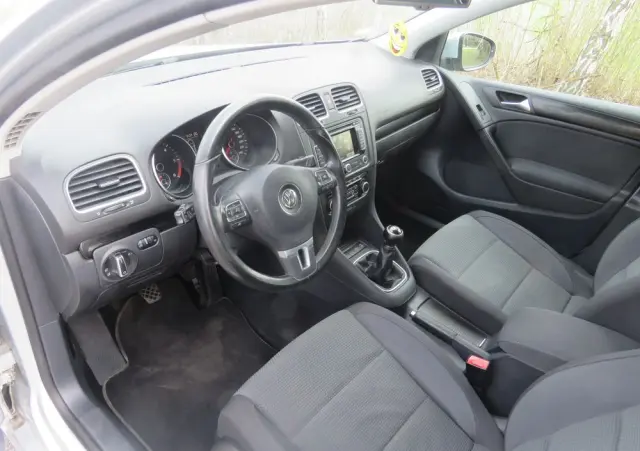 VOLKSWAGEN Golf 1.6 TDI 4Motion BlueMotion Technology Comfortline