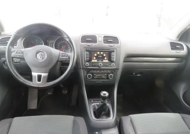 VOLKSWAGEN Golf 1.6 TDI 4Motion BlueMotion Technology Comfortline