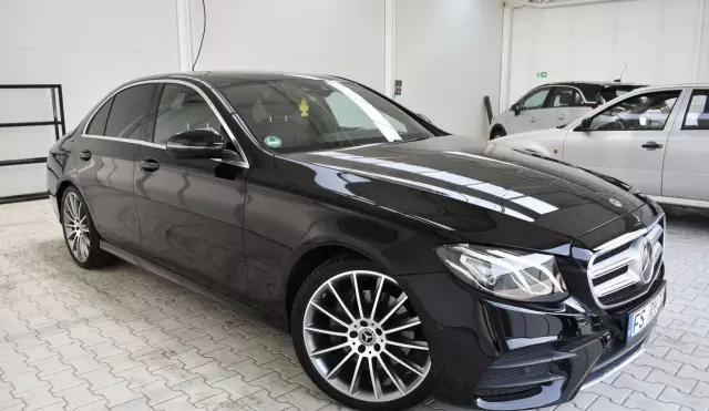 MERCEDES-BENZ Klasa E 