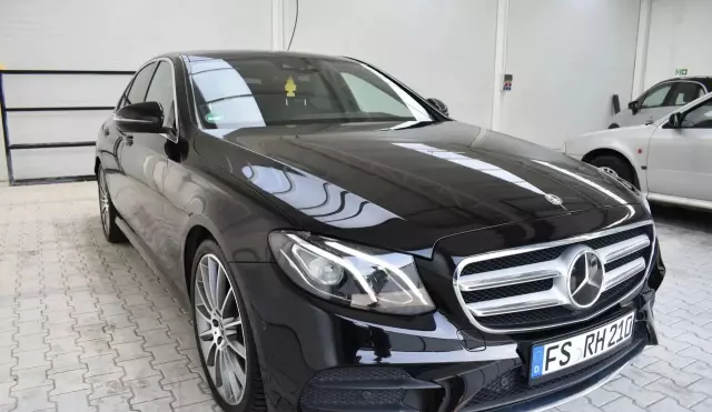 MERCEDES-BENZ Klasa E 