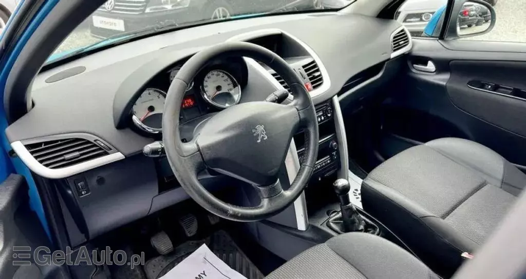 PEUGEOT 207 
