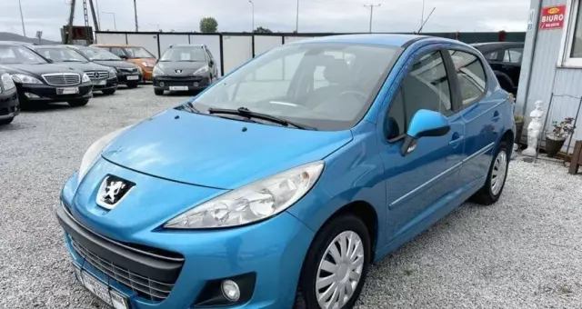 PEUGEOT 207 