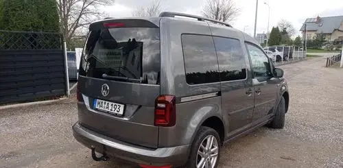 VOLKSWAGEN Caddy 
