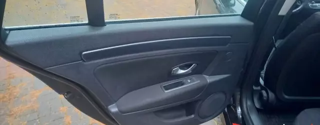 RENAULT Laguna 2.0 16V (140 KM)