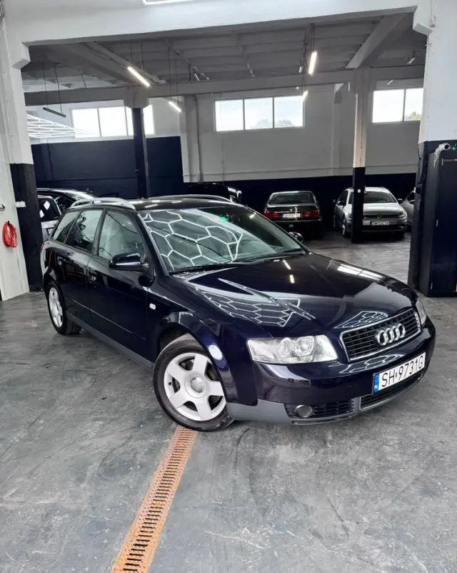 AUDI A4 Avant 