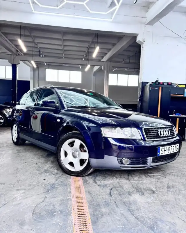 AUDI A4 Avant 